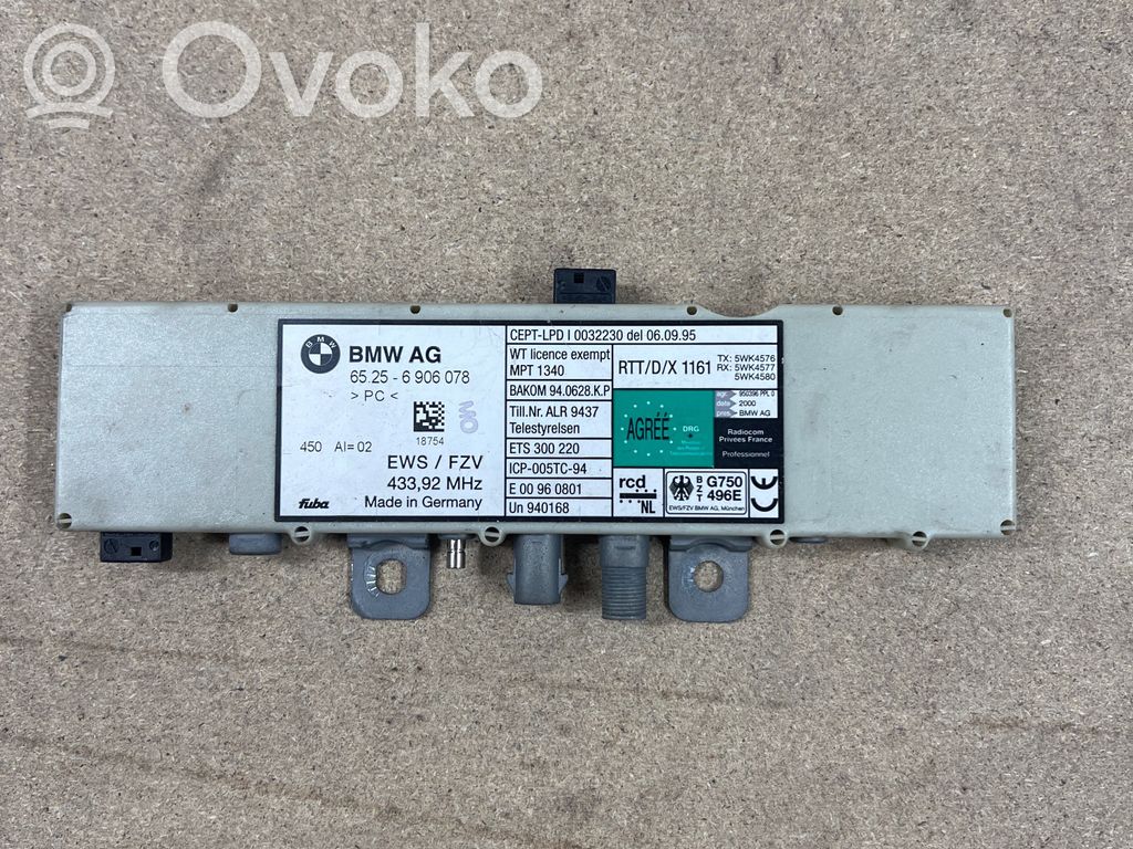 BMW 5 E39 Antenos stiprintuvas 