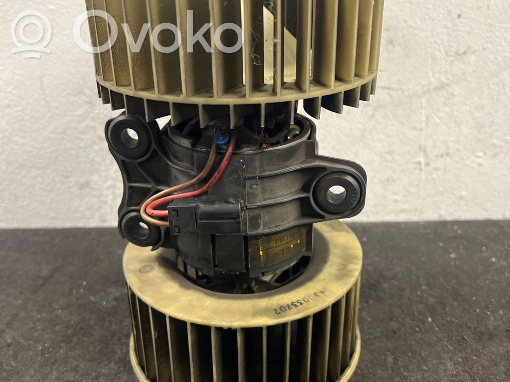 Mazā radiatora ventilators   8385558,07650172