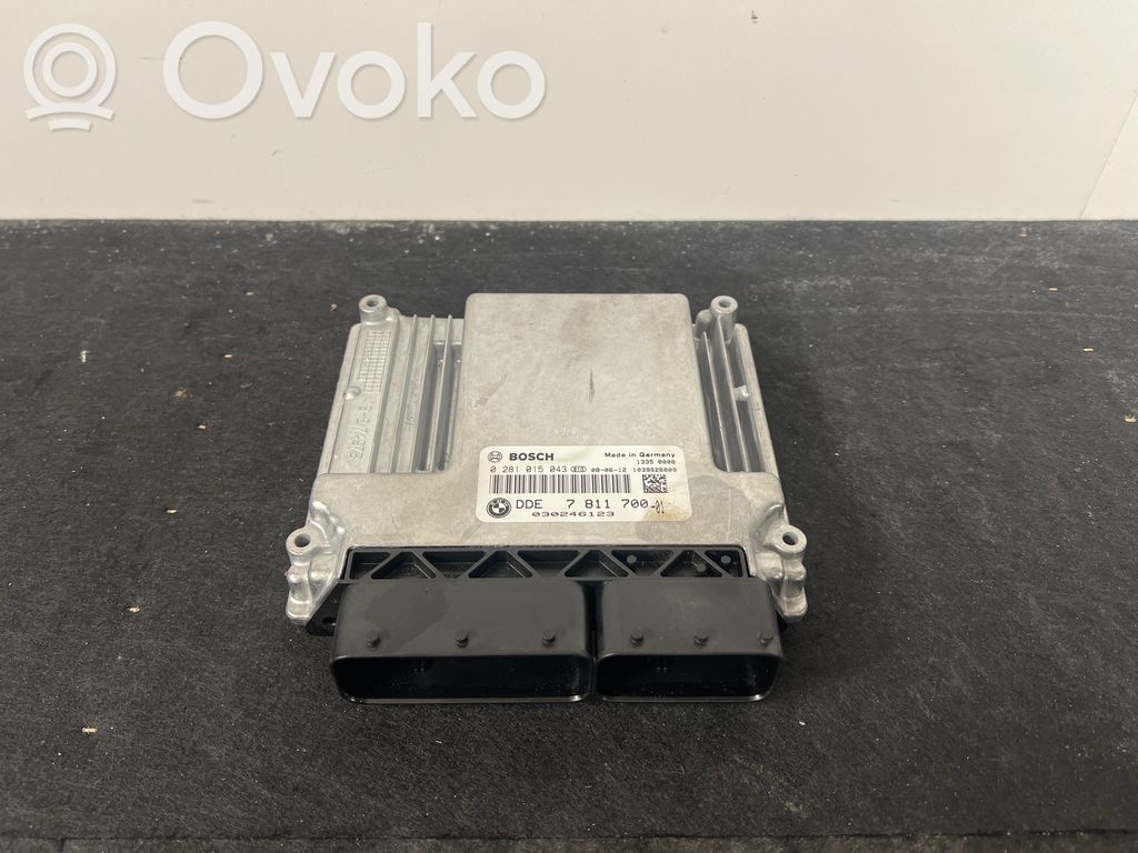 Unidad de control/módulo del motor   0281015043,7811700,030246123,1039S26809