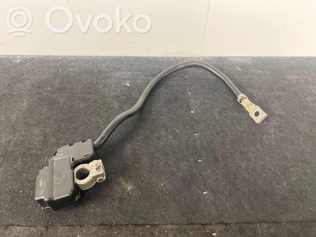 BMW 5 E60 E61 Mīnusa vads (akumulatora) 