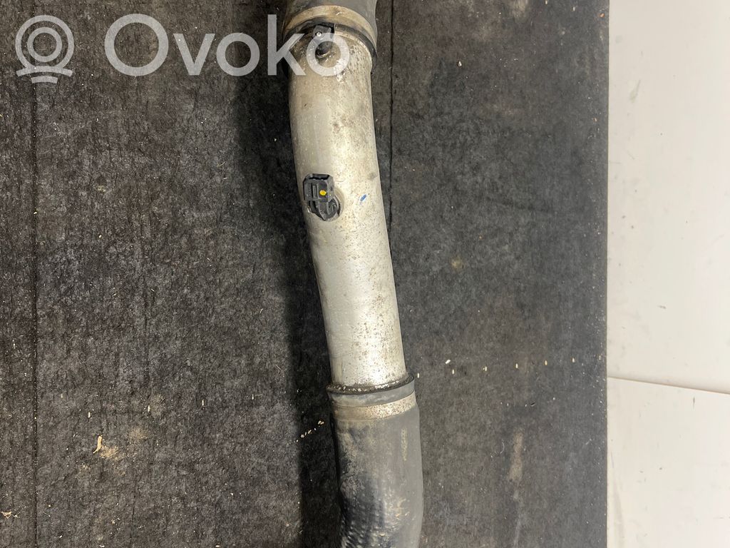 BMW 5 E60 E61 Wąż / Rura intercoolera 