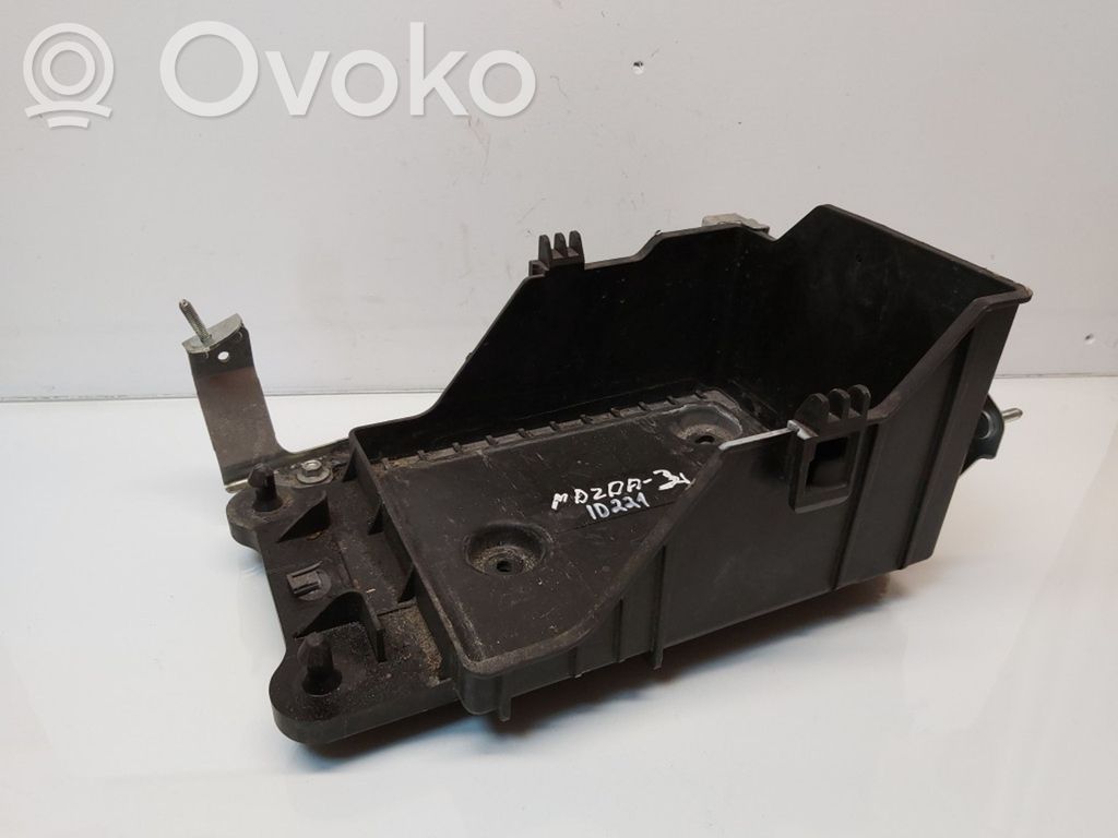 Mazda 2 Battery box tray 