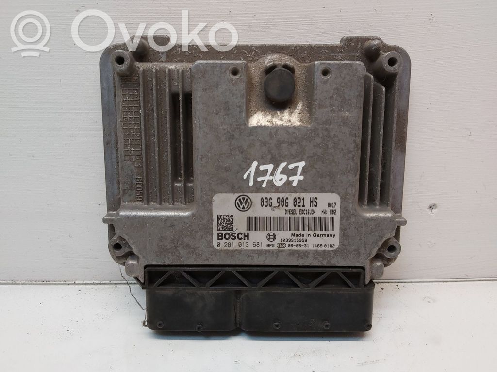 Volkswagen Touran I Engine control unit/module 