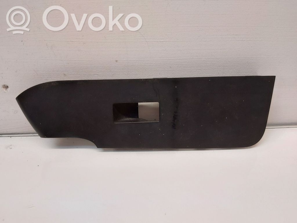 Chevrolet Captiva Front door window switch trim 