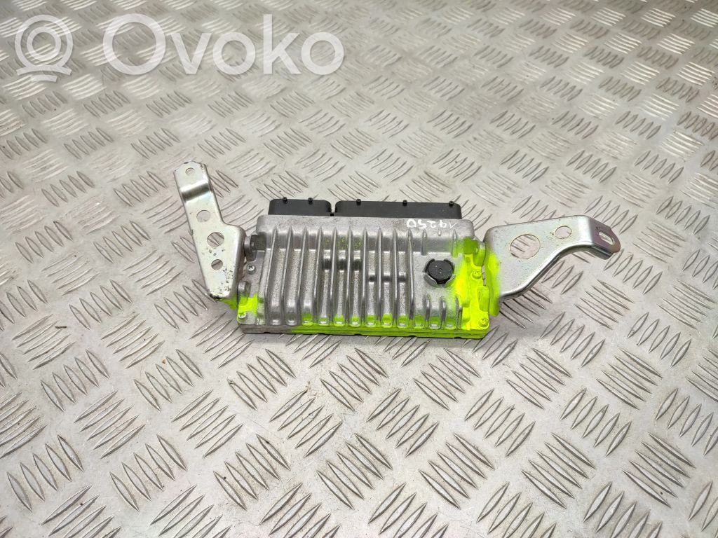 Toyota Yaris Engine control unit/module 
