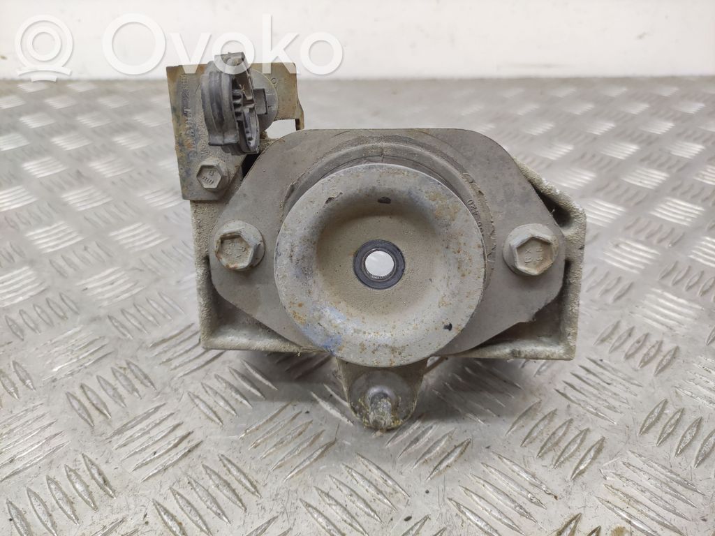 Opel Vivaro Gearbox mount 