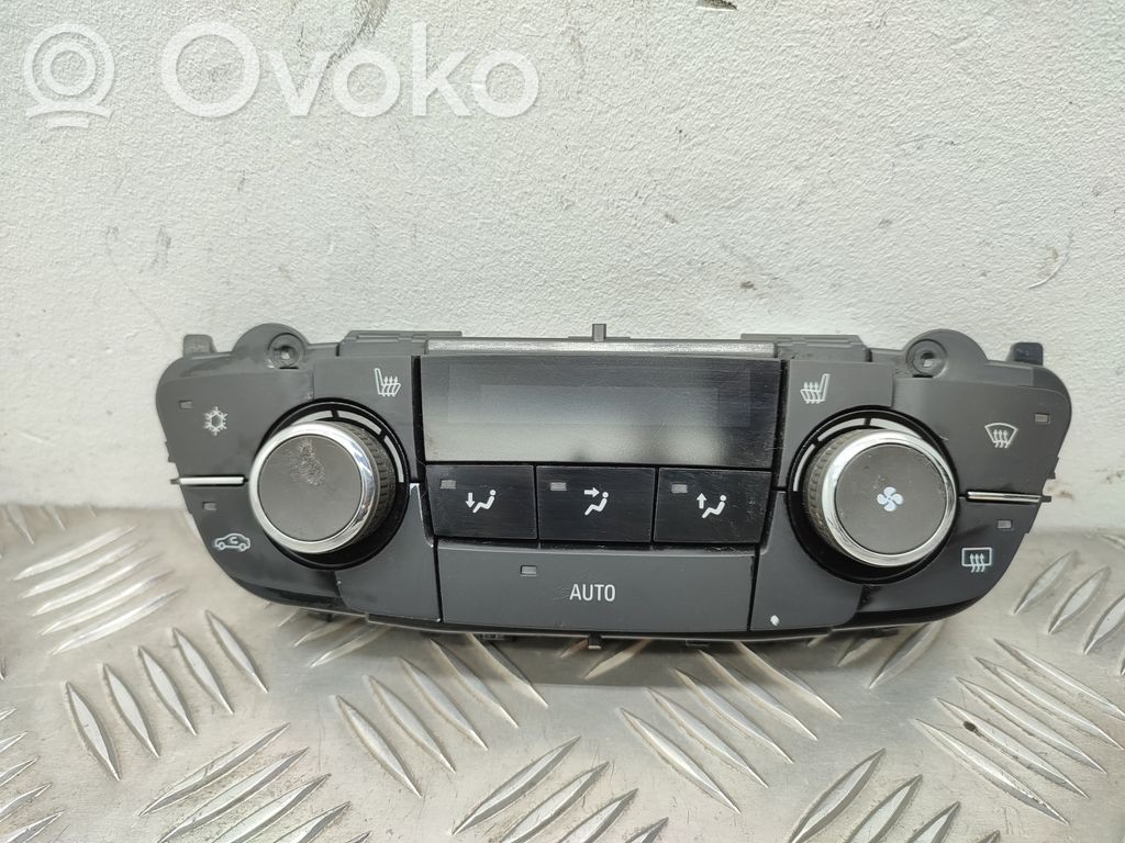 Opel Insignia A Climate control unit 