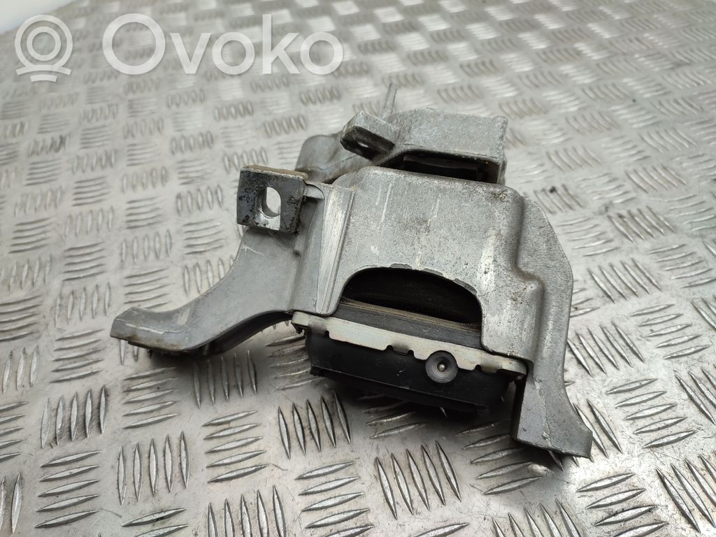 Mini Cooper Countryman R60 Engine mounting bracket 