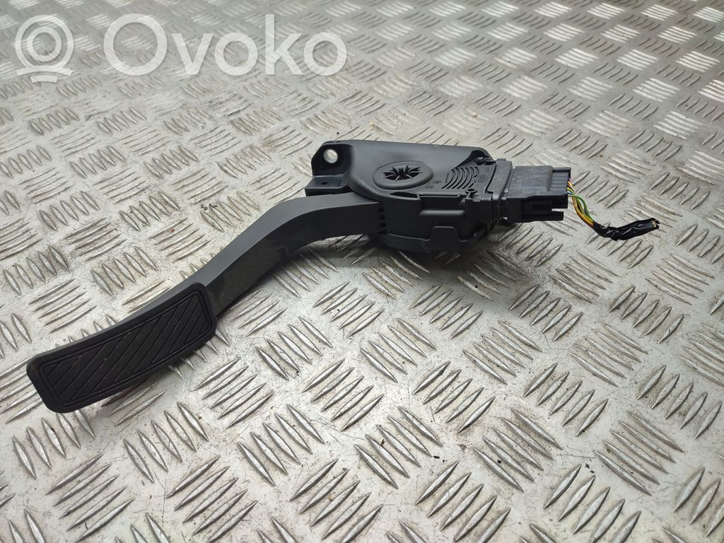 Ford Turneo Courier Accelerator throttle pedal 