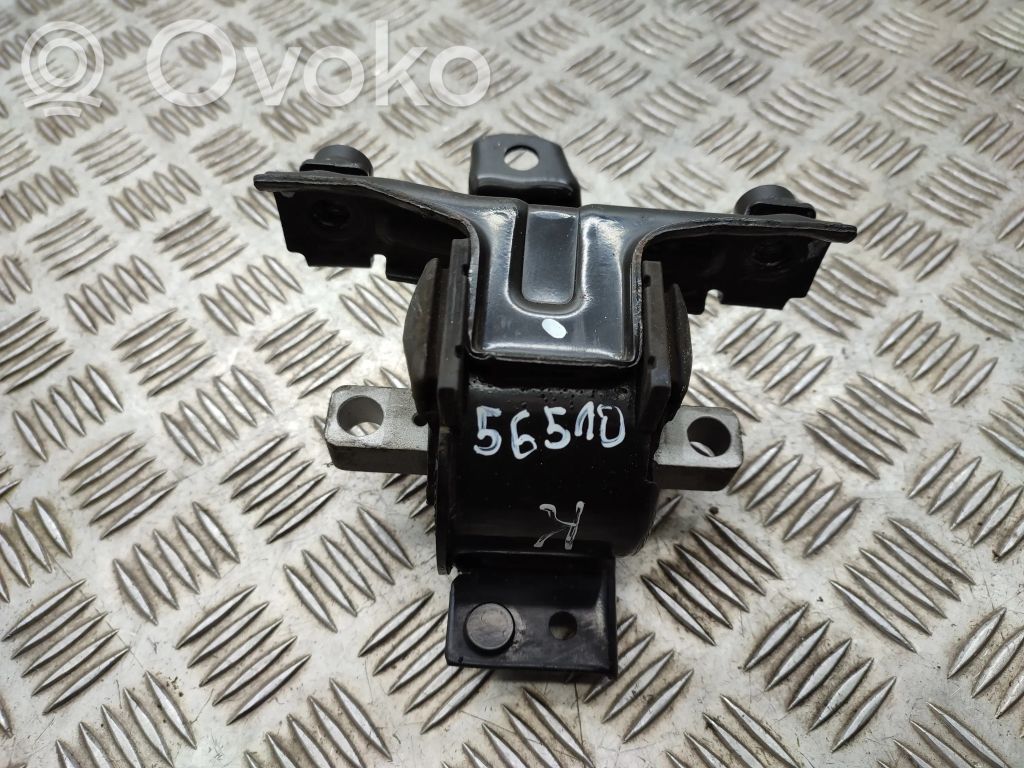 Engine mount bracket   6R0199555K