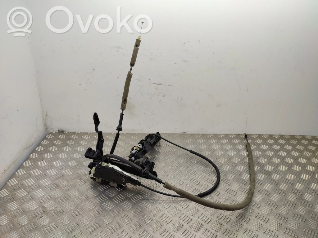 Chrysler Pacifica Front door lock 