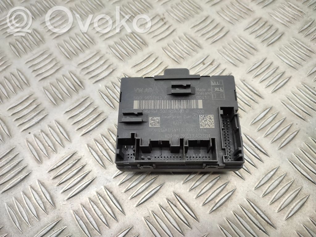 Volkswagen Golf VII Door control unit/module 