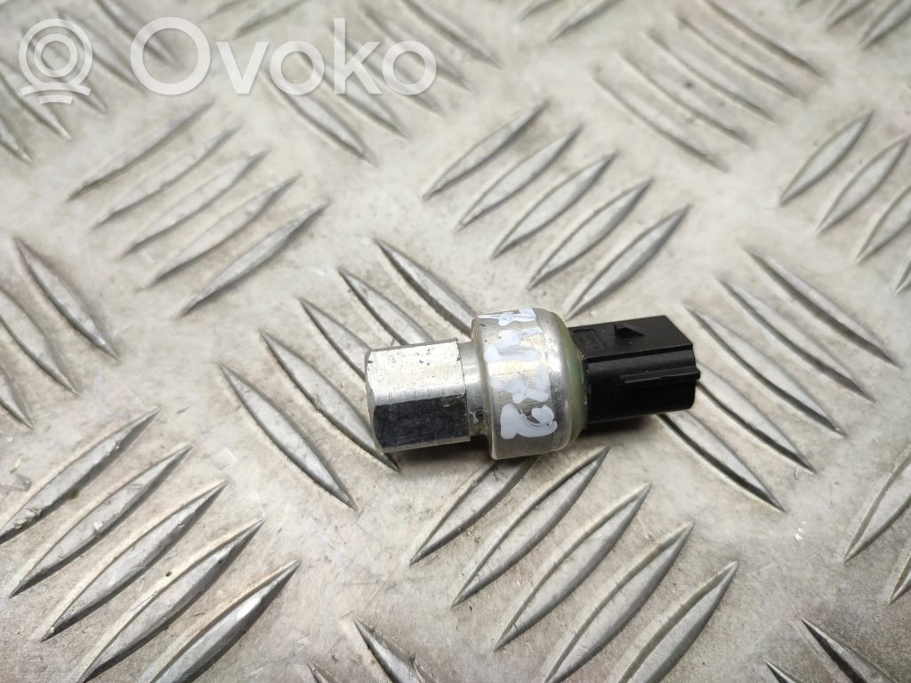 Ford Focus Air conditioning (A/C) pressure sensor 