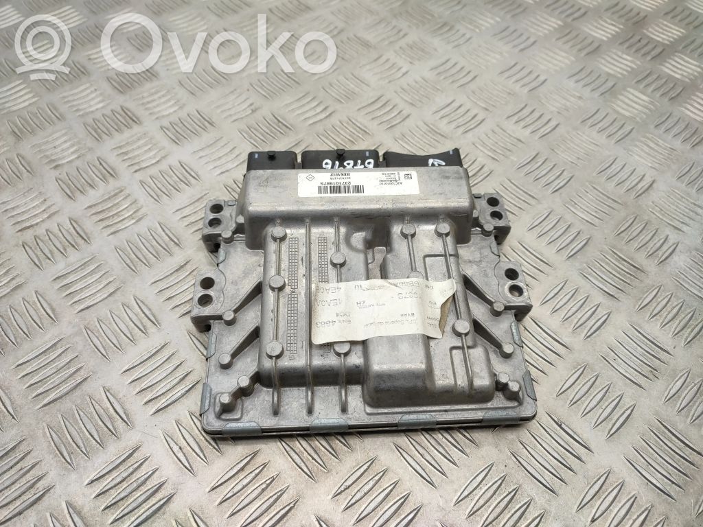 Renault Kadjar Engine control unit/module 