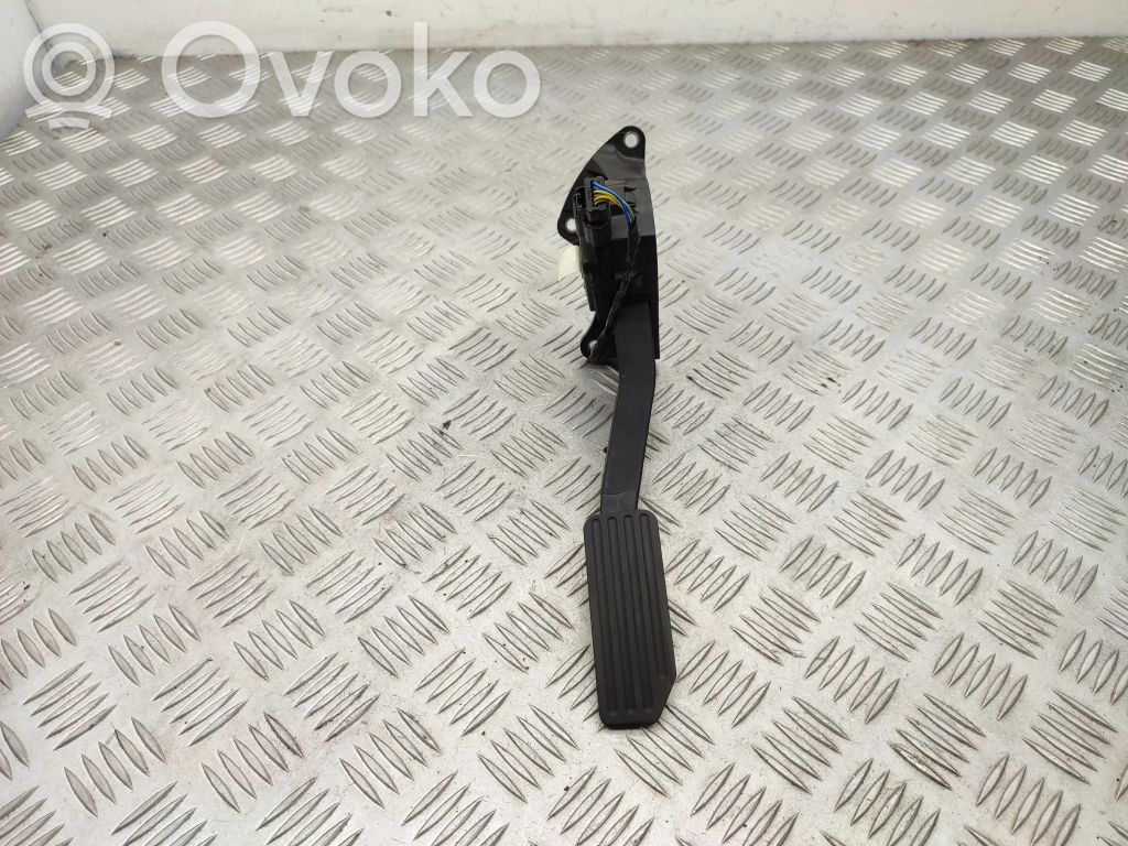 Land Rover Discovery Sport Accelerator throttle pedal 