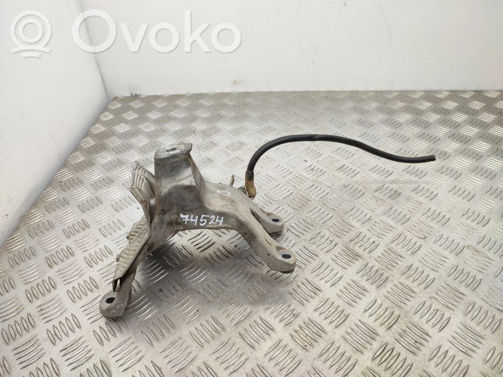 Audi Q5 SQ5 8R Engine mounting bracket 