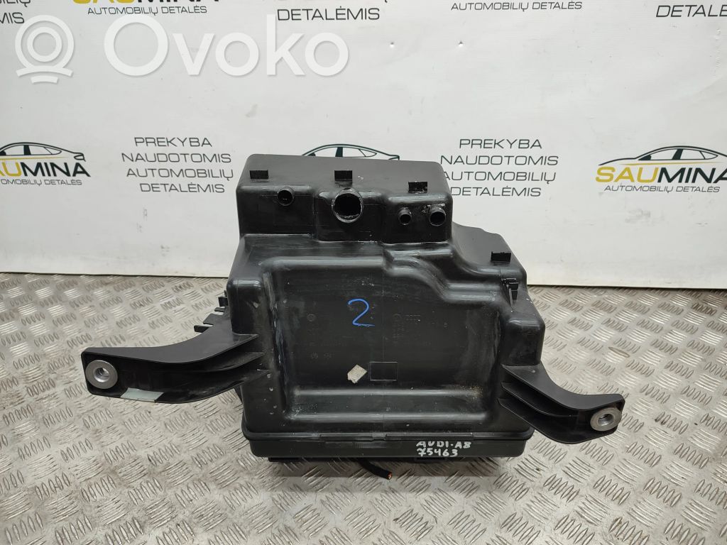 Zbiornik płynu AdBlue   4H0131877H,4H0131879B,4077601AC,4H0131975