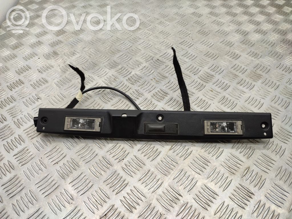Renault Kadjar Trunk door license plate light bar 
