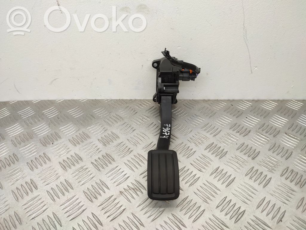 Citroen Berlingo Accelerator throttle pedal 
