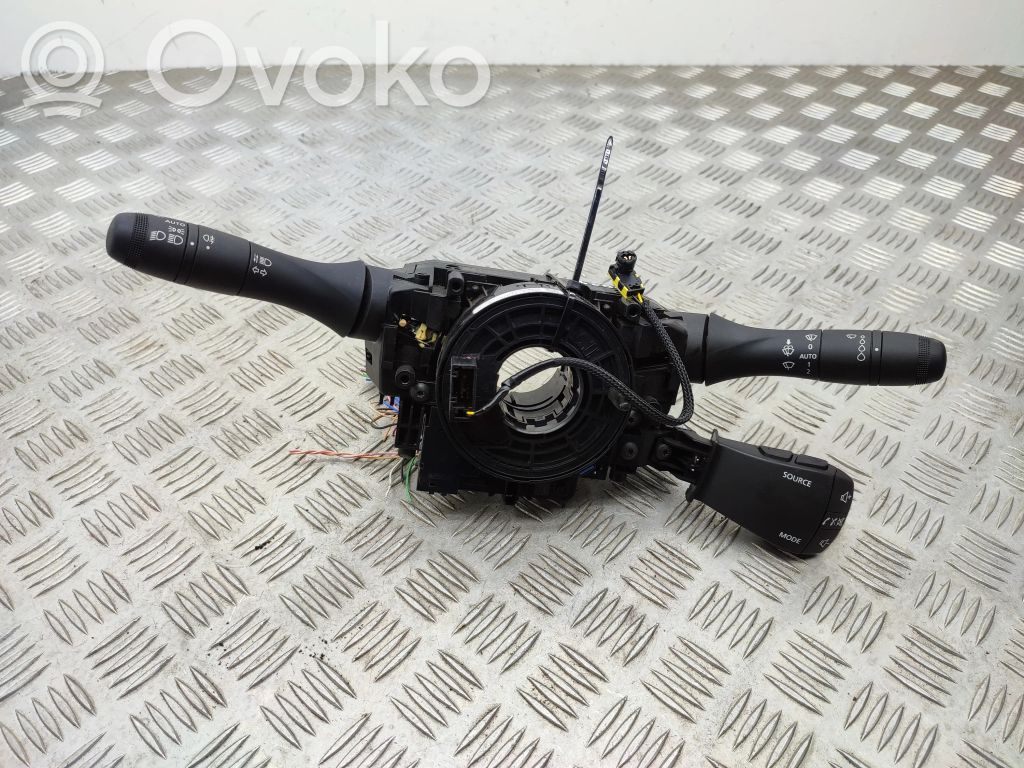 Renault Express Wiper turn signal indicator stalk/switch 