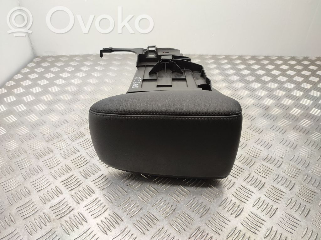 Ford Focus Armrest 