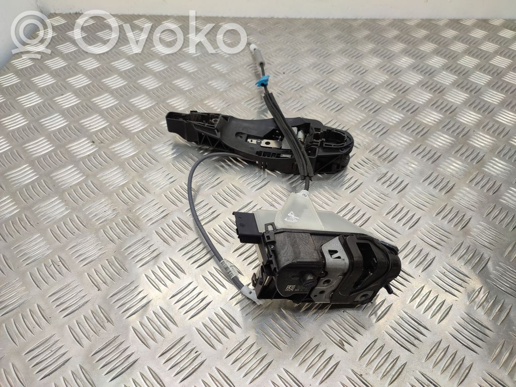 Toyota ProAce City Priekinė durų spyna 