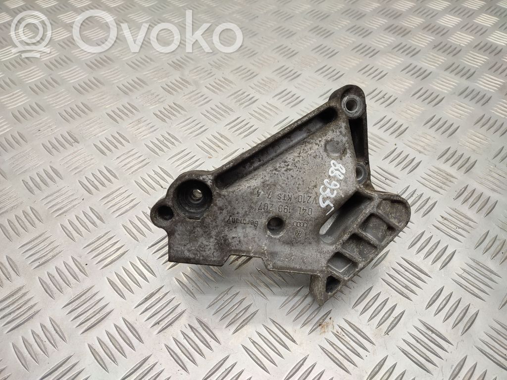 Seat Leon (5F) Engine mounting bracket 