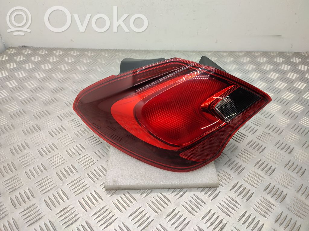 Opel Corsa E Takavalot 