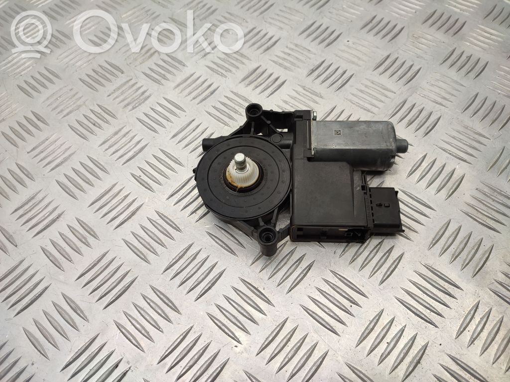Peugeot Traveller Front door window regulator motor 