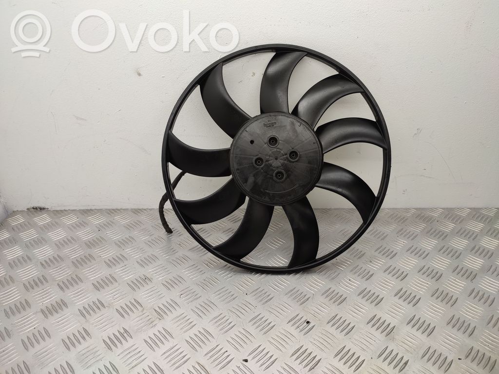Peugeot Traveller Radiator cooling fan shroud 