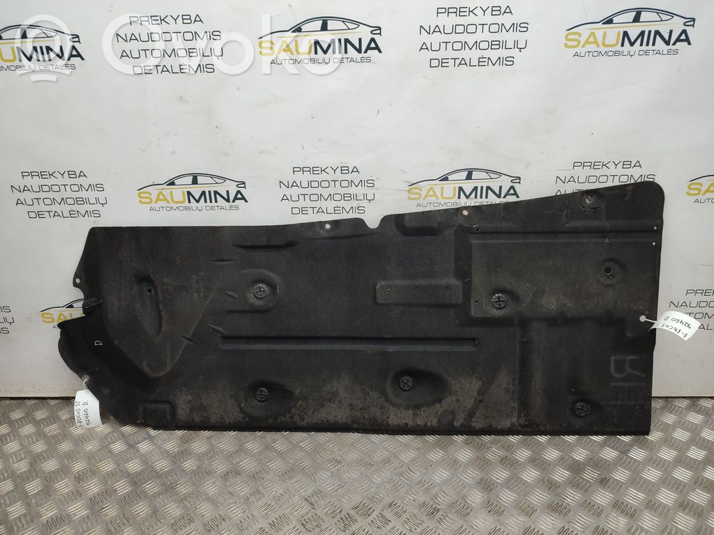 Ford Focus Protección inferior lateral 