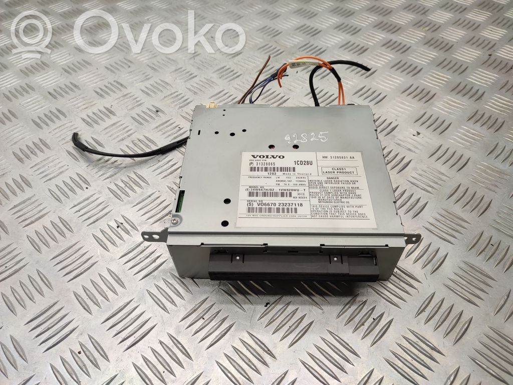 Volvo XC90 Unitate principală radio/CD/DVD/GPS 