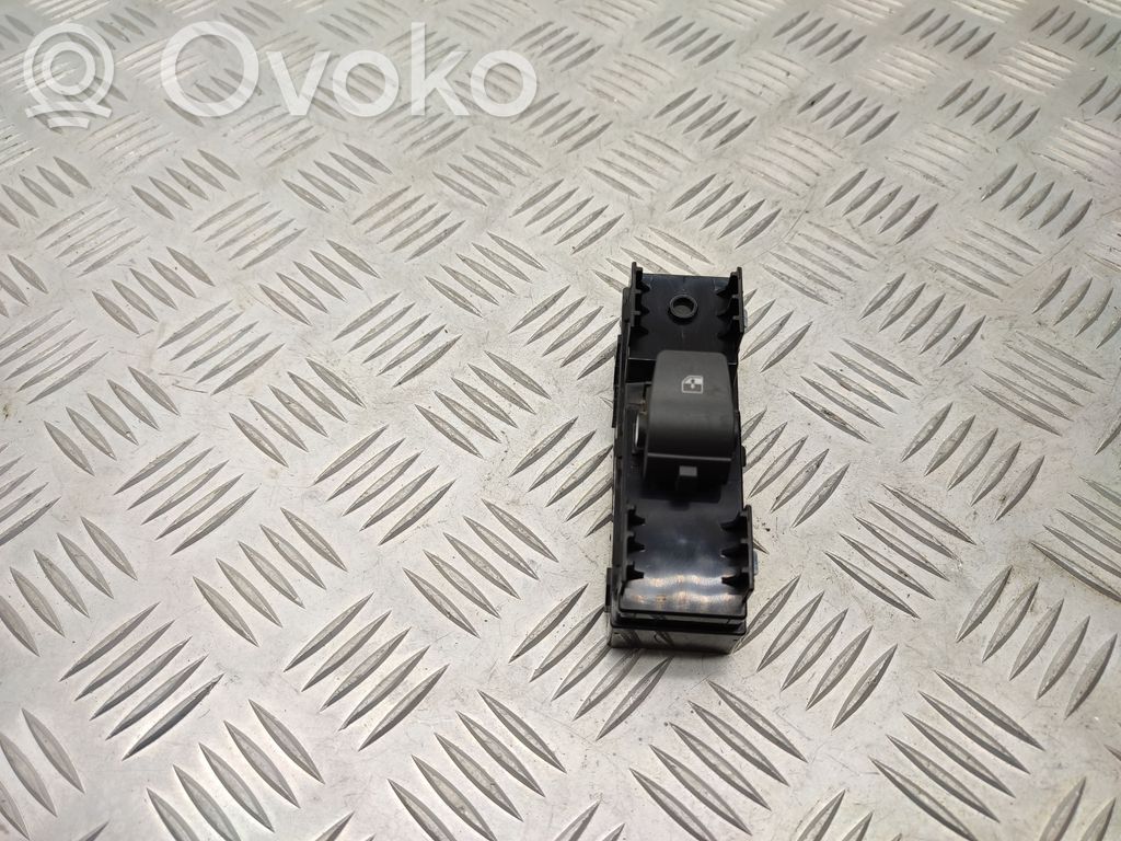 Hyundai i30 Electric window control switch 