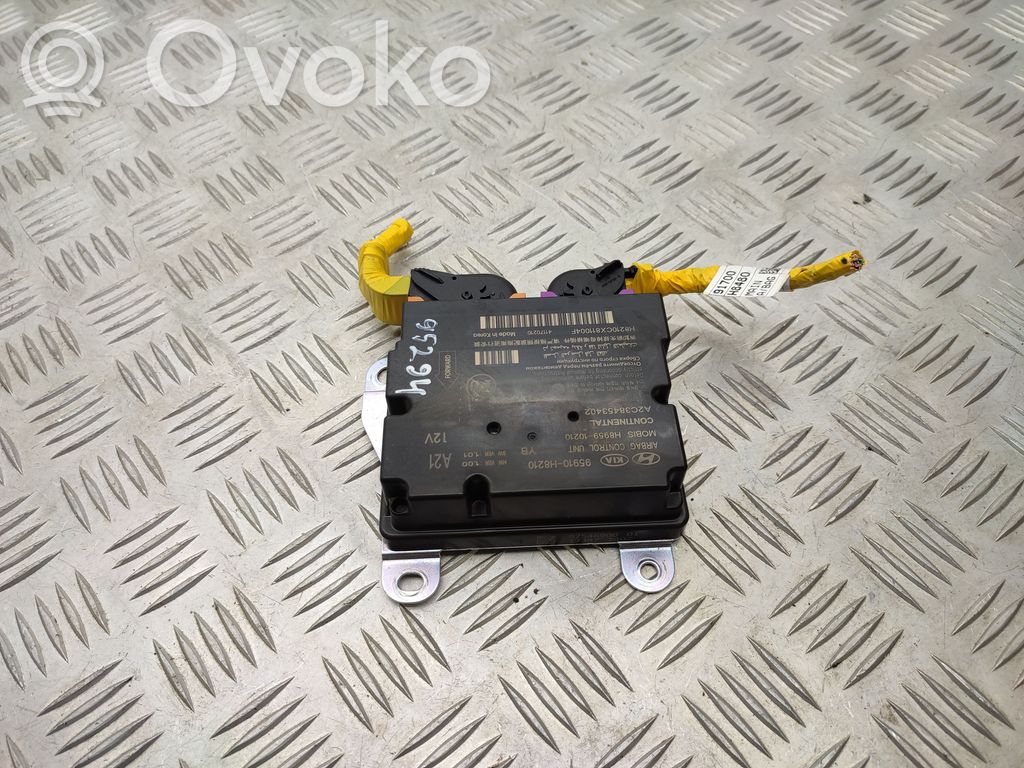 KIA Stonic Airbag control unit/module 