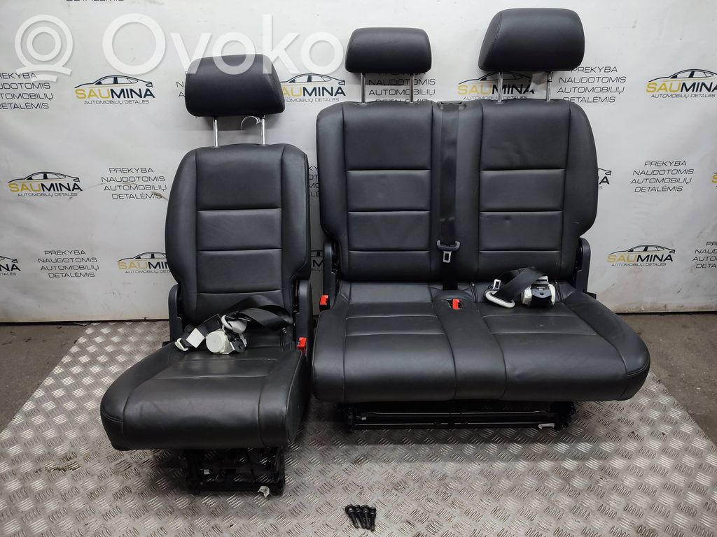 Volkswagen Caddy Toisen istuinrivin istuimet 