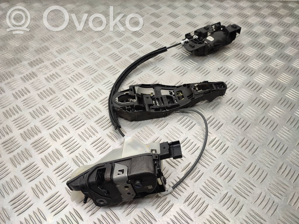 Citroen C3 Aircross Front door lock 
