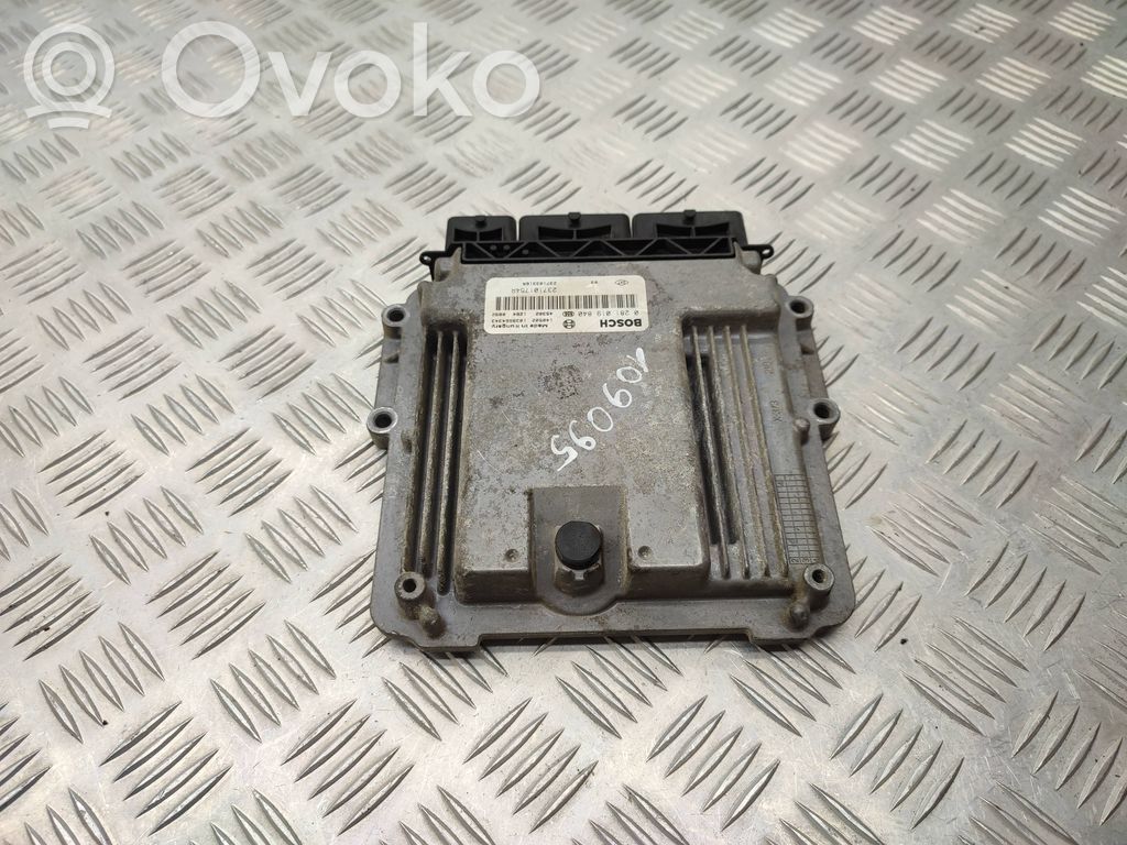 Opel Vivaro Engine control unit/module 