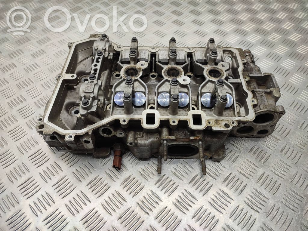 Peugeot 208 I Engine head 