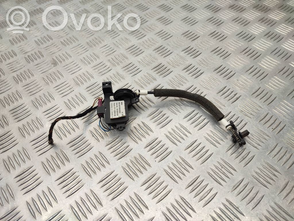 BMW 3 E90 E91 Curtain motor 