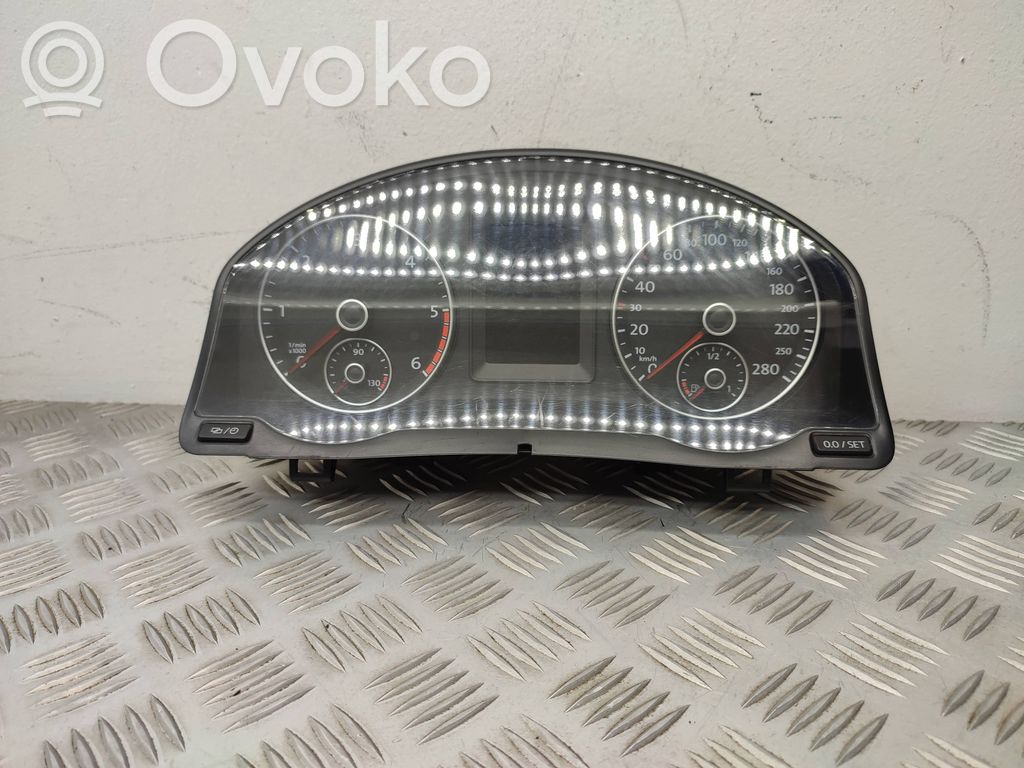 Volkswagen Scirocco Speedometer (instrument cluster) 