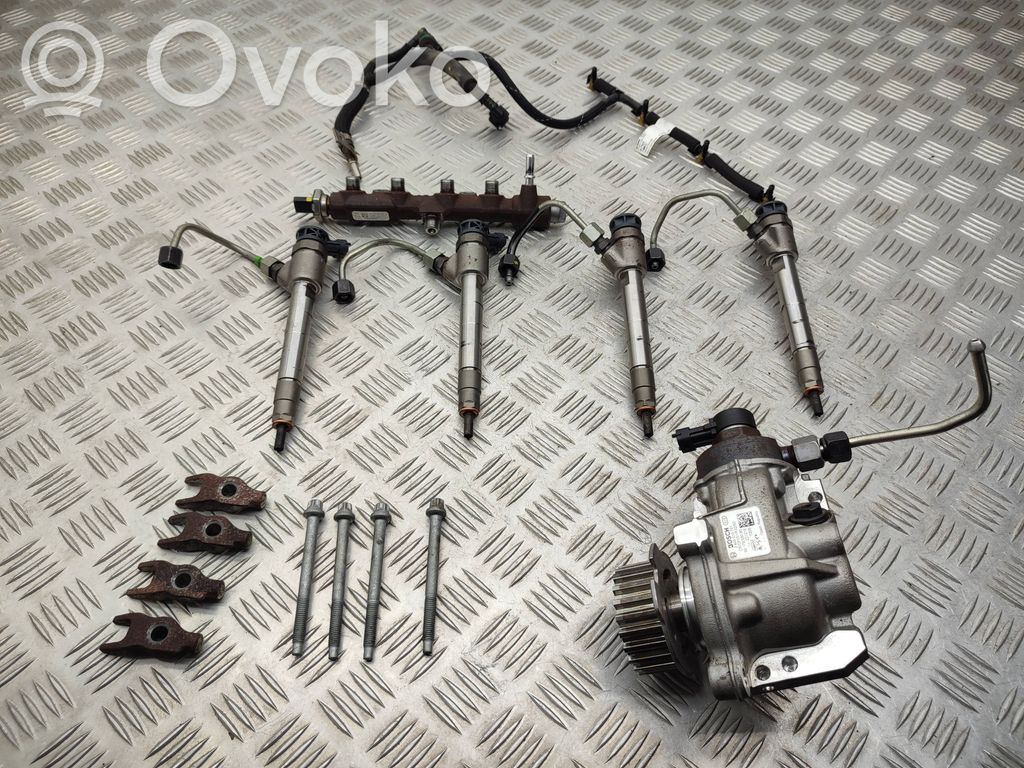 Kit d'injection de carburant   9817903080,0445010761,9821399680,0445110955,9810824880,9824723180,9828959880