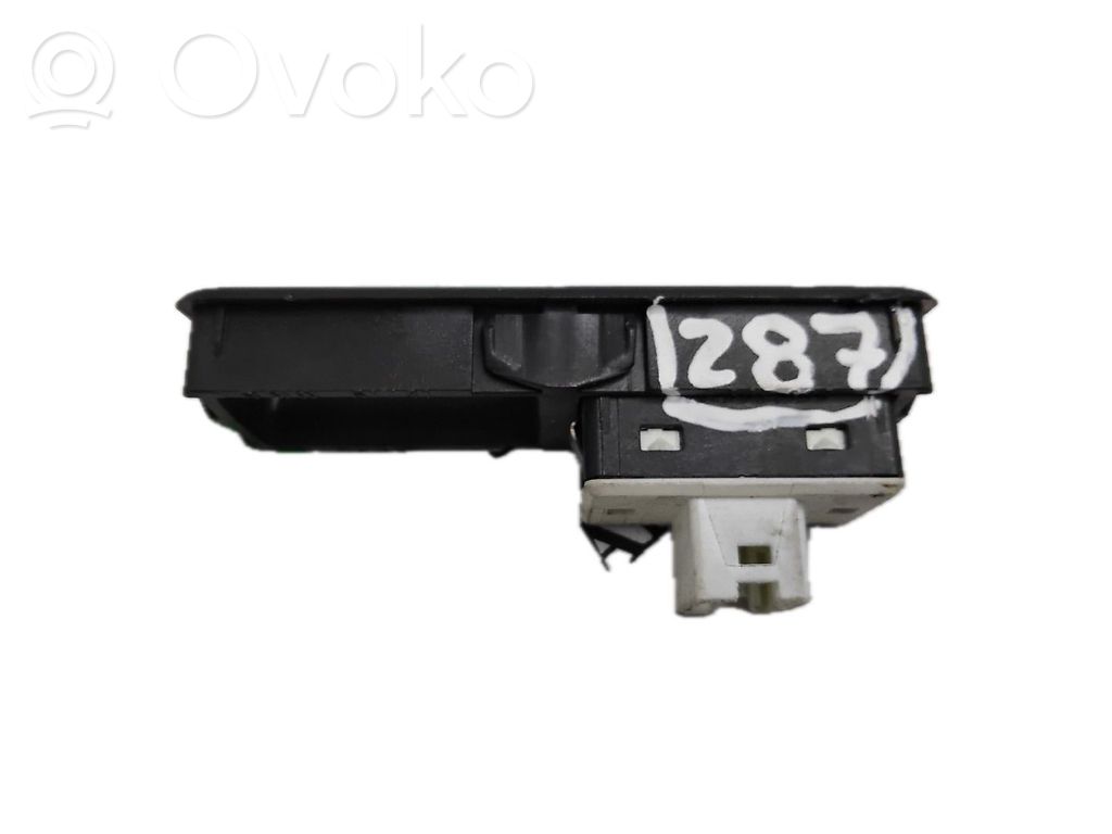 Elektrisko logu slēdzis   1387388