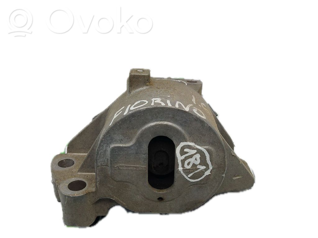 Engine mount bracket   00518554840