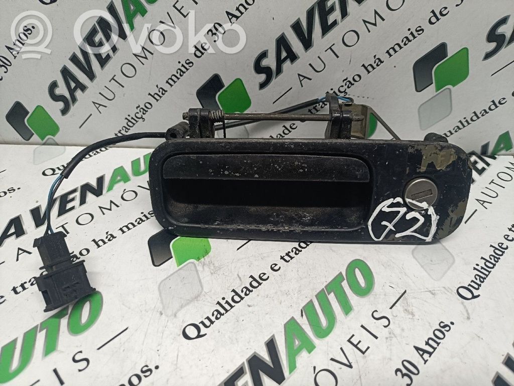 Tailgate lock latch   6N0827585A