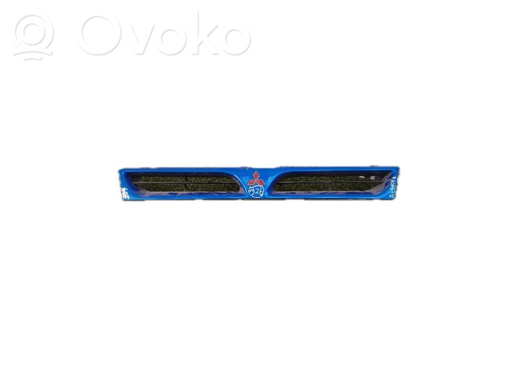 Mitsubishi Lancer Front grill 