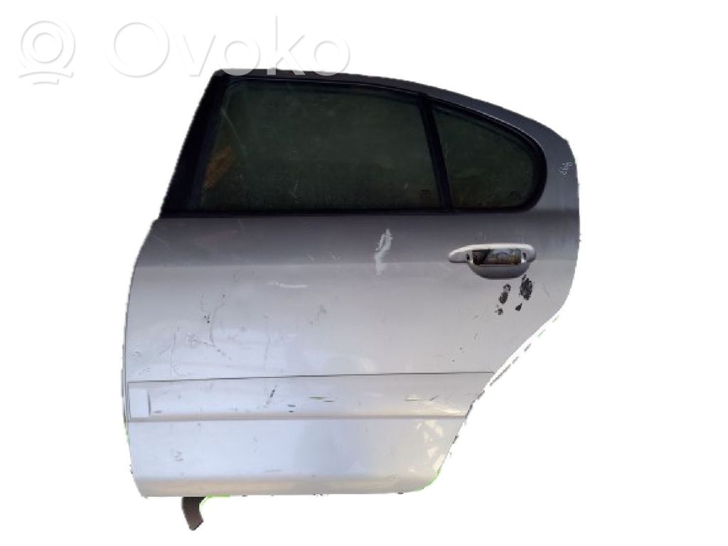 Nissan Primera Aizmugurējās durvis 