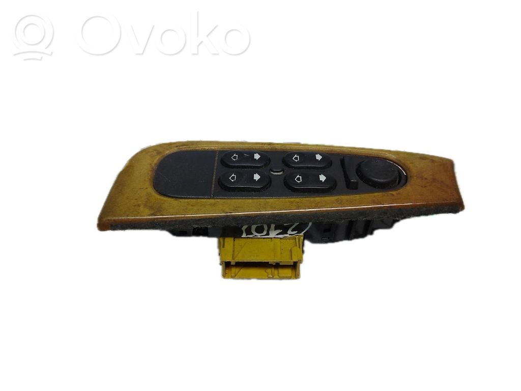 Electric window control switch   XR835424273AA