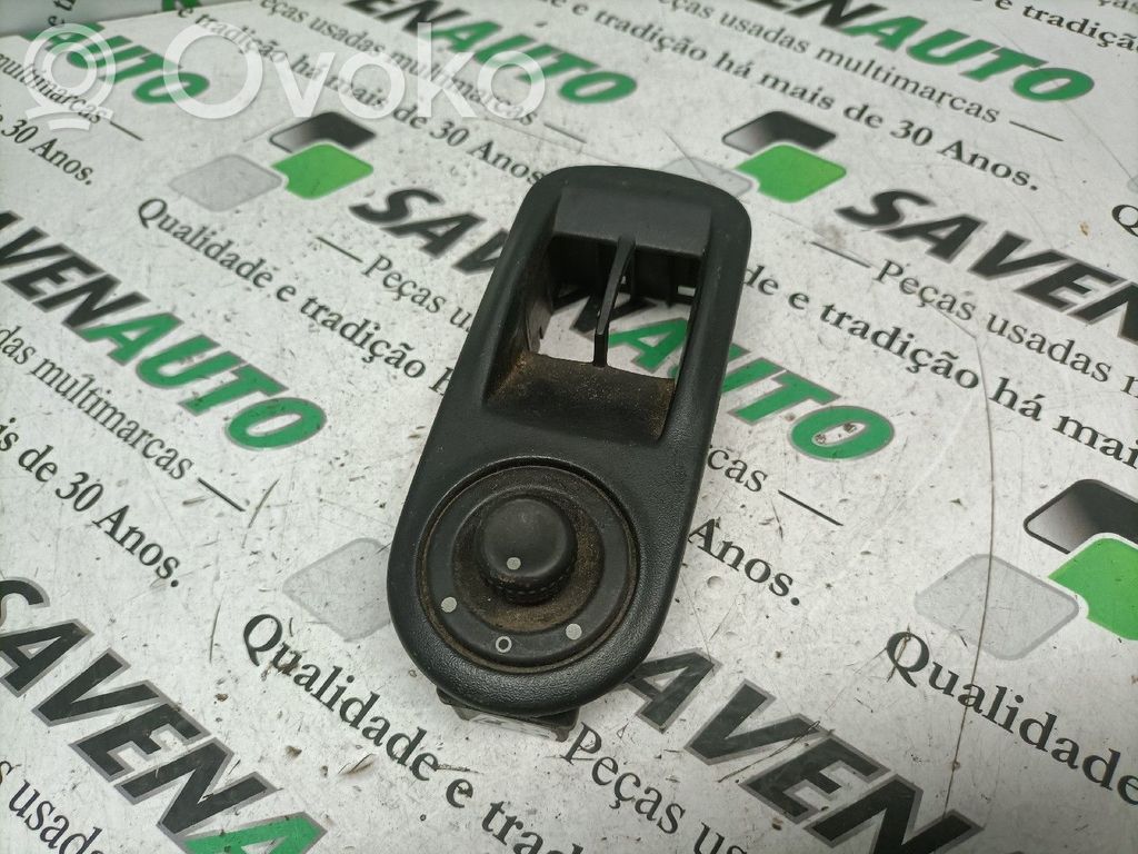 Interruptor del espejo lateral   8200011867