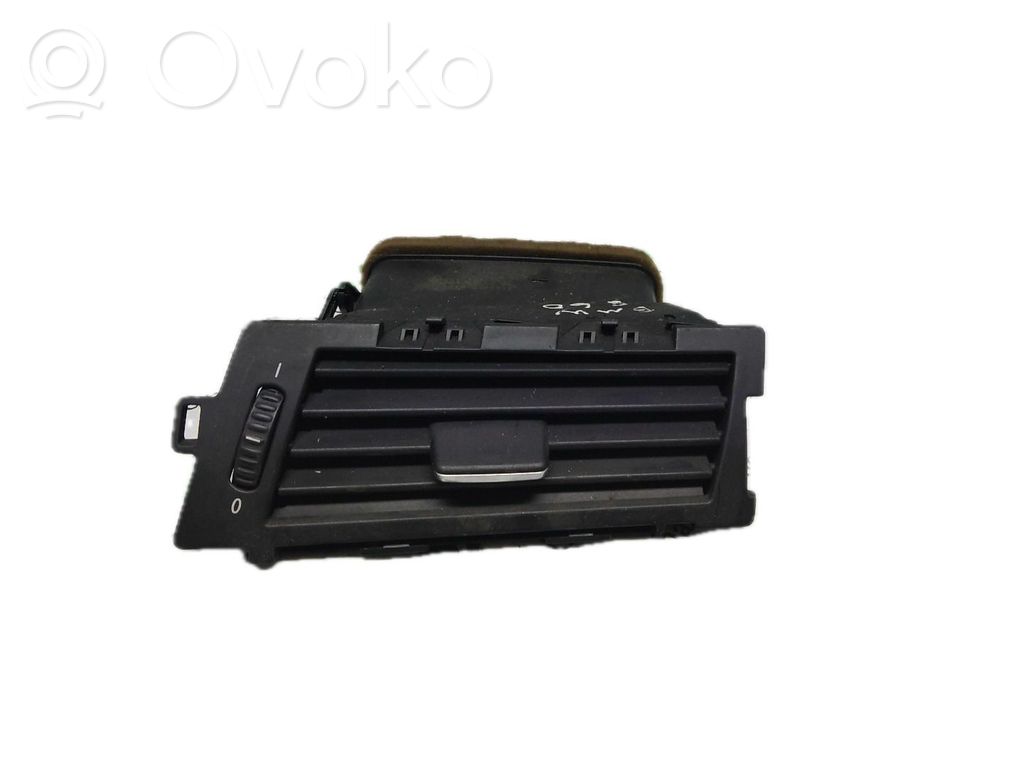 BMW 5 E60 E61 Dash center air vent grill 
