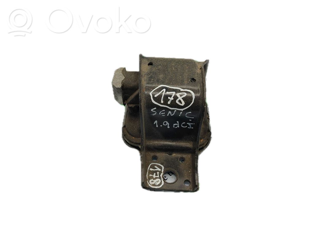 Renault Scenic II -  Grand scenic II Engine mount bracket 